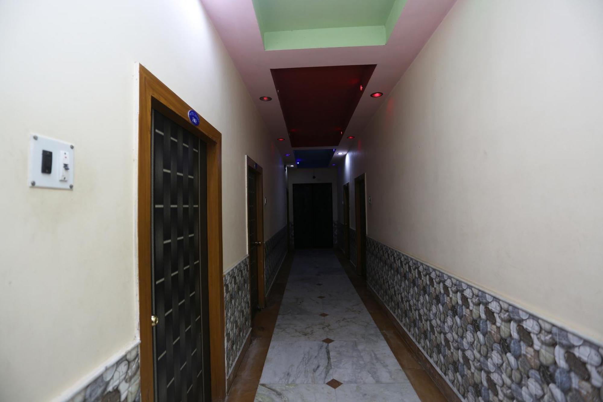 Hotel O Sanjog 巴卡哈利 外观 照片